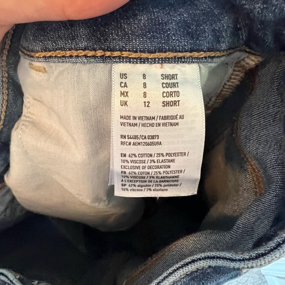 Distressed American Eagle jeans - Picture 3 of 3